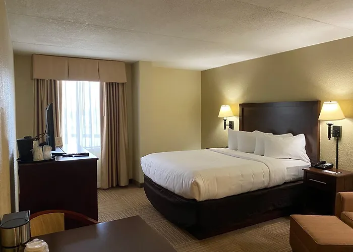 The Atrium On Third 2* Quincy
