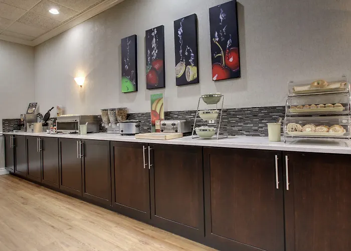 The Atrium On Third Hotel