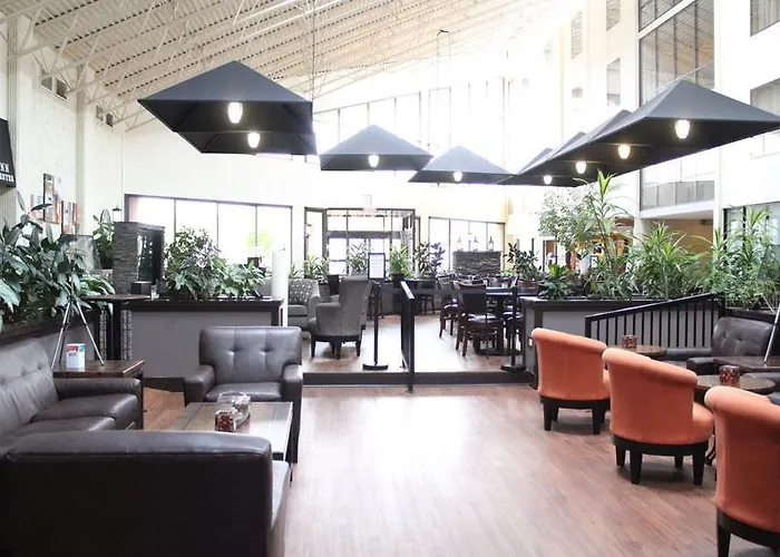 The Atrium On Third 2* Quincy